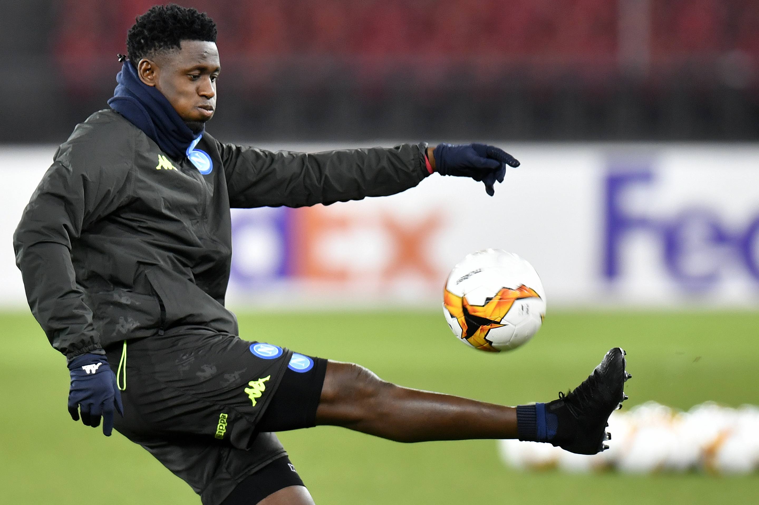 那不勒斯发布备战花絮,集结日单刀错失,NBA总决赛任务艰巨,年轻球员得到机会的简单介绍 那不勒斯发布备战花絮,集结日单刀错失,NBA总决赛任务艰巨,年轻球员得到机会的简单介绍